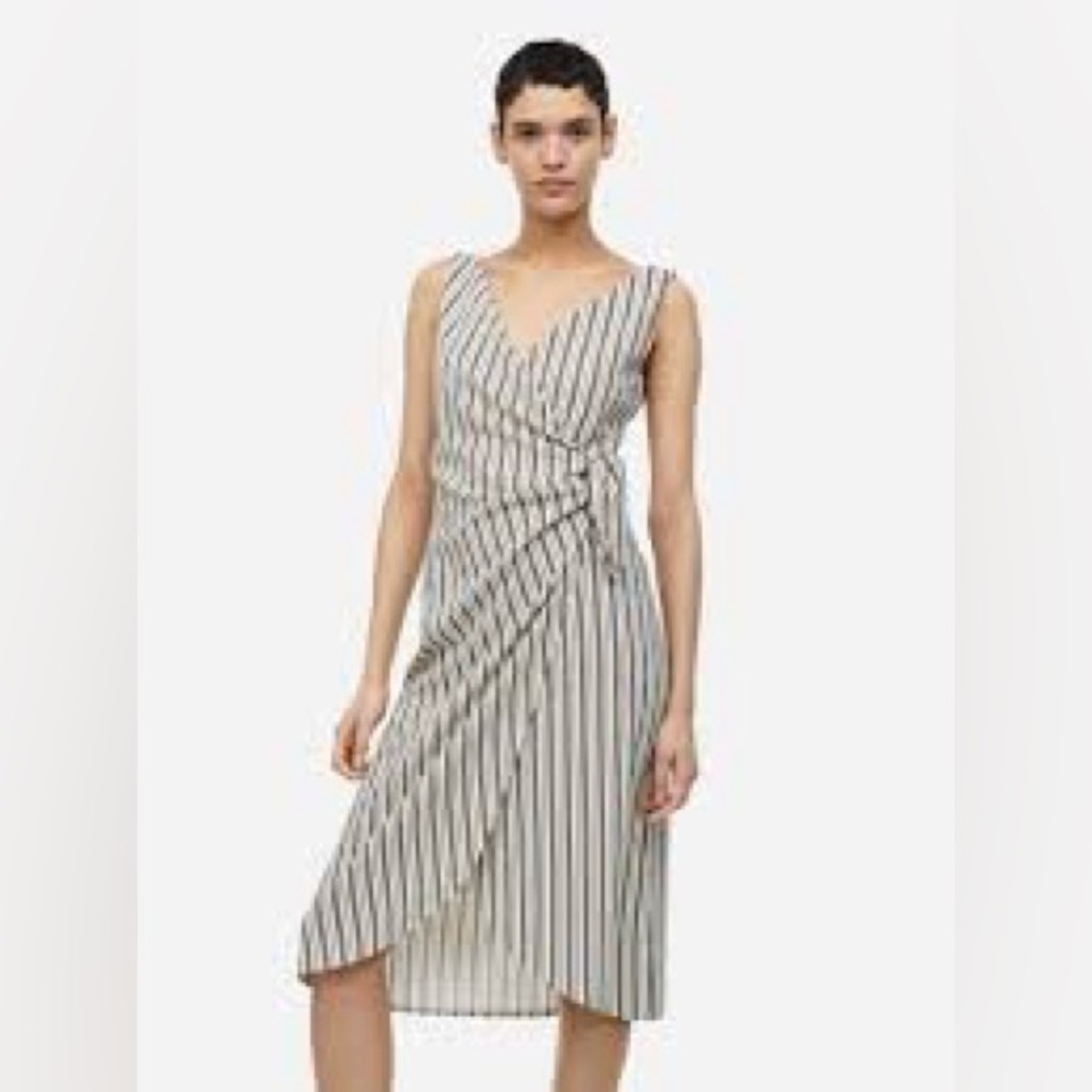 H&M black and white striped textured wrap dress knee-length size small NWT